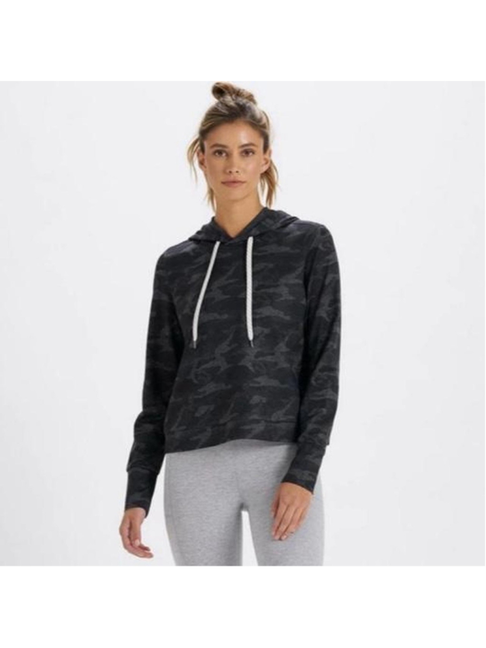 Vuori Halo Essential black camo pullover hoodie - Size S